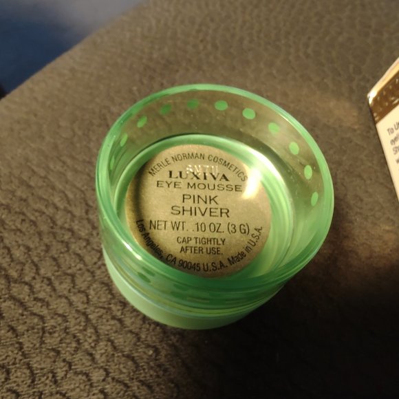 Merle Norman Luxiva Eye Mousse "PINK SHIVER" New Unopened. 10 oz - Picture 6 of 6